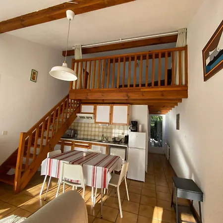 Maison Classee Avec Jardinets A 800m De La 펜션